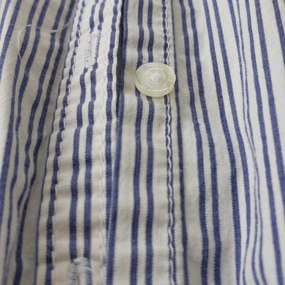 Hollister Striped button down - Picture 5 of 8